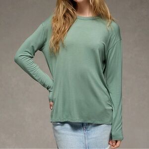 AE soft and sexy long sleeve t-shirt top